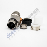 高压互锁连接器选型五问：金属还是塑胶，你的应用场景说了算