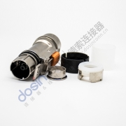 金属vs塑胶：高压互锁连接器外壳材质，到底该怎么??？